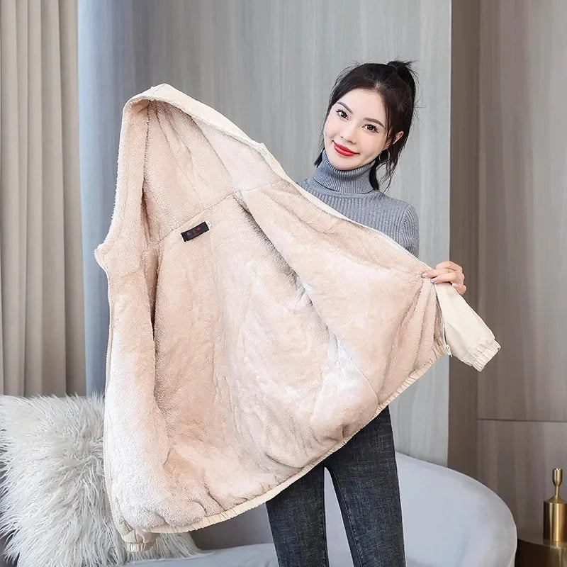 Add Velvet Padded Coat Women 2025 Winter Hooded Outerwear Ladies Warm Cotton-Padded Jacket New Fashion Overcoat Short Female Top