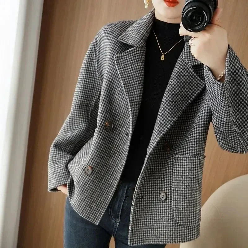 Fashion Lady Outerwear Women's Woolen Coat 2025Autumn Winter Temperament Elegant High-end Comfortable Loose Ladies Wool Coat