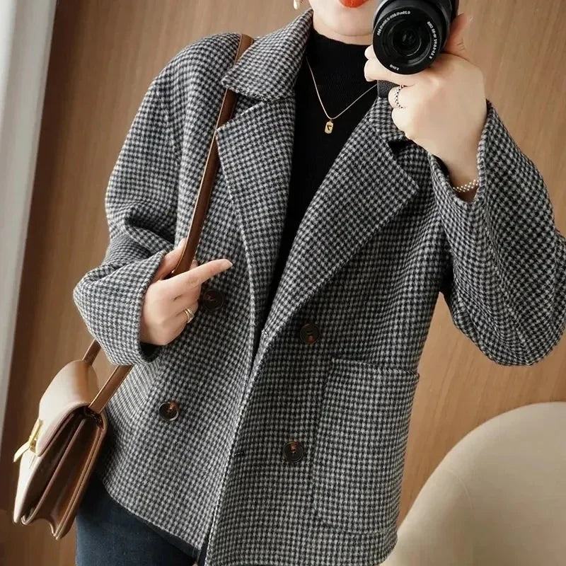 Fashion Lady Outerwear Women's Woolen Coat 2025Autumn Winter Temperament Elegant High-end Comfortable Loose Ladies Wool Coat