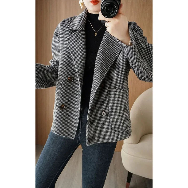 Fashion Lady Outerwear Women's Woolen Coat 2025Autumn Winter Temperament Elegant High-end Comfortable Loose Ladies Wool Coat