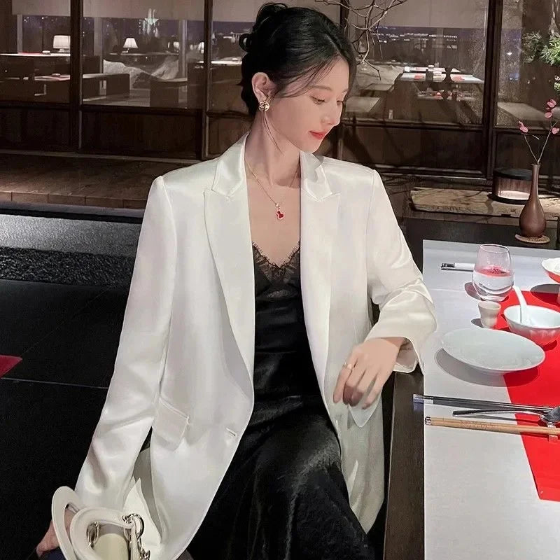 Women Outerwear for Spring and Summer 2025 New Flowing Satin Suit Light Luxury High-end Loose top Temperament Slimming Outerwear