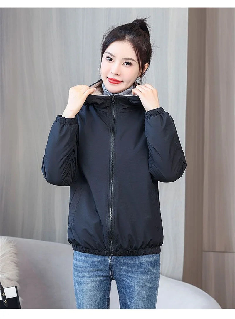 Add Velvet Padded Coat Women 2025 Winter Hooded Outerwear Ladies Warm Cotton-Padded Jacket New Fashion Overcoat Short Female Top