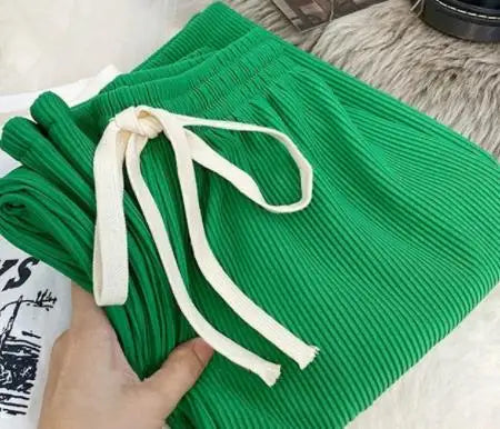 Women Trousers Pants with A High Waisted Slim Fit And Floor Length Pleated Straight Pants for Ladies Wide Leg Pants